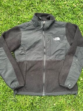 The North Face Black Lightweight Fleece Jacket with Zip Chest Pocket